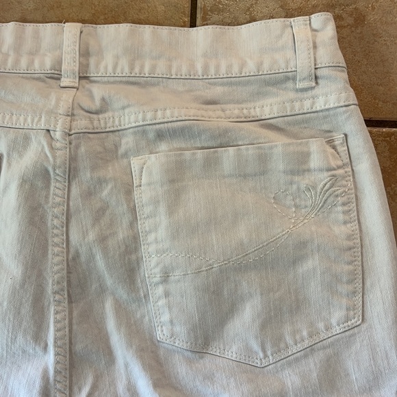 Soft Surroundings Jeans Sz 12 TALL Straight Leg High Rise Jeans WHITE - Picture 7 of 11